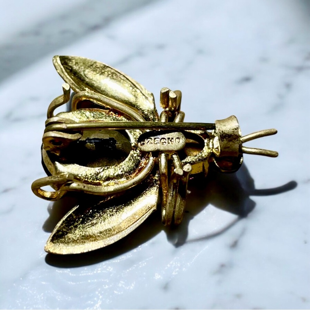 Czech Vintage Goldtone Pink & Blue Glass Insect Brooch w/Blue Eyes, C-Clasp - Picture 5 of 5
